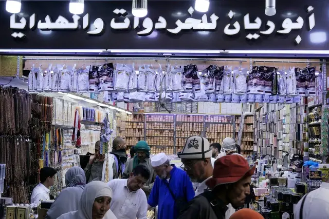 Image News PASAR KAKIYAH: MENYESAP DENYUT TRADISI DI "TANAH ABANG" MAKKAH