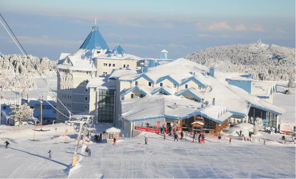 Image MENEMUKAN MAHAKARYA MUSIM DINGIN DI TAMAN NASIONAL ULUDAG News