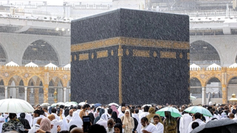 Image ARAB SAUDI GUNAKAN TEKNOLOGI BARU UNTUK BIKIN HUJAN BUATAN DI MAKKAH DAN MASYA’IR News