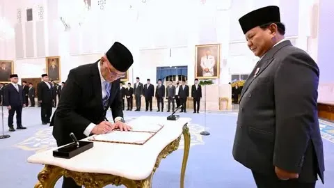 Image PRESIDEN RI RESMI MELANTIK MENTERI HAJI DAN UMRAH News